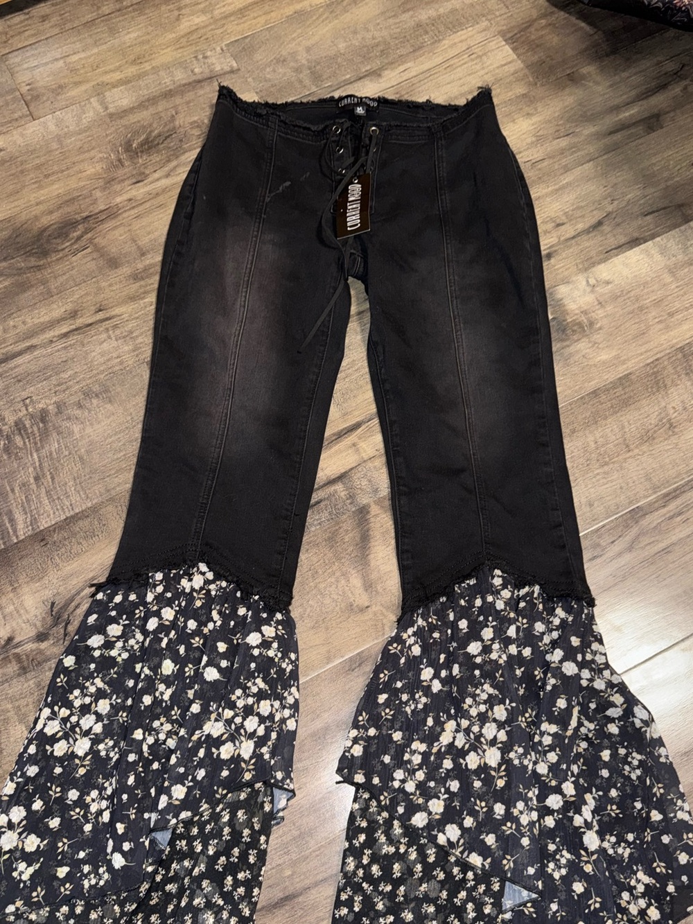 Current Mood Dolls Kill NWT Lace-Up Denim Floral Ruffle Flare Pants Medium